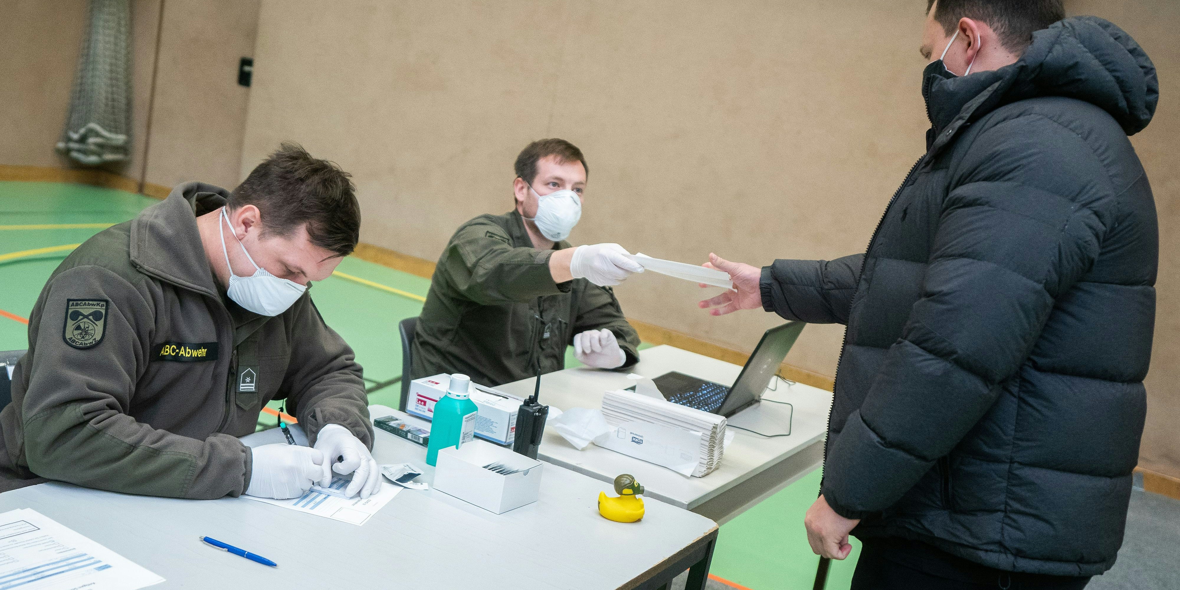 Das Bundesheer muss die Betreuung in einem Seniorenheim übernehmen (Symbolbild).