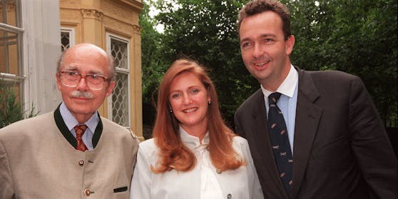 Wien, 10.06.1999: Karl Habsburg (r.) mit Ex-Frau Francesca und Vater Otto († 2011)