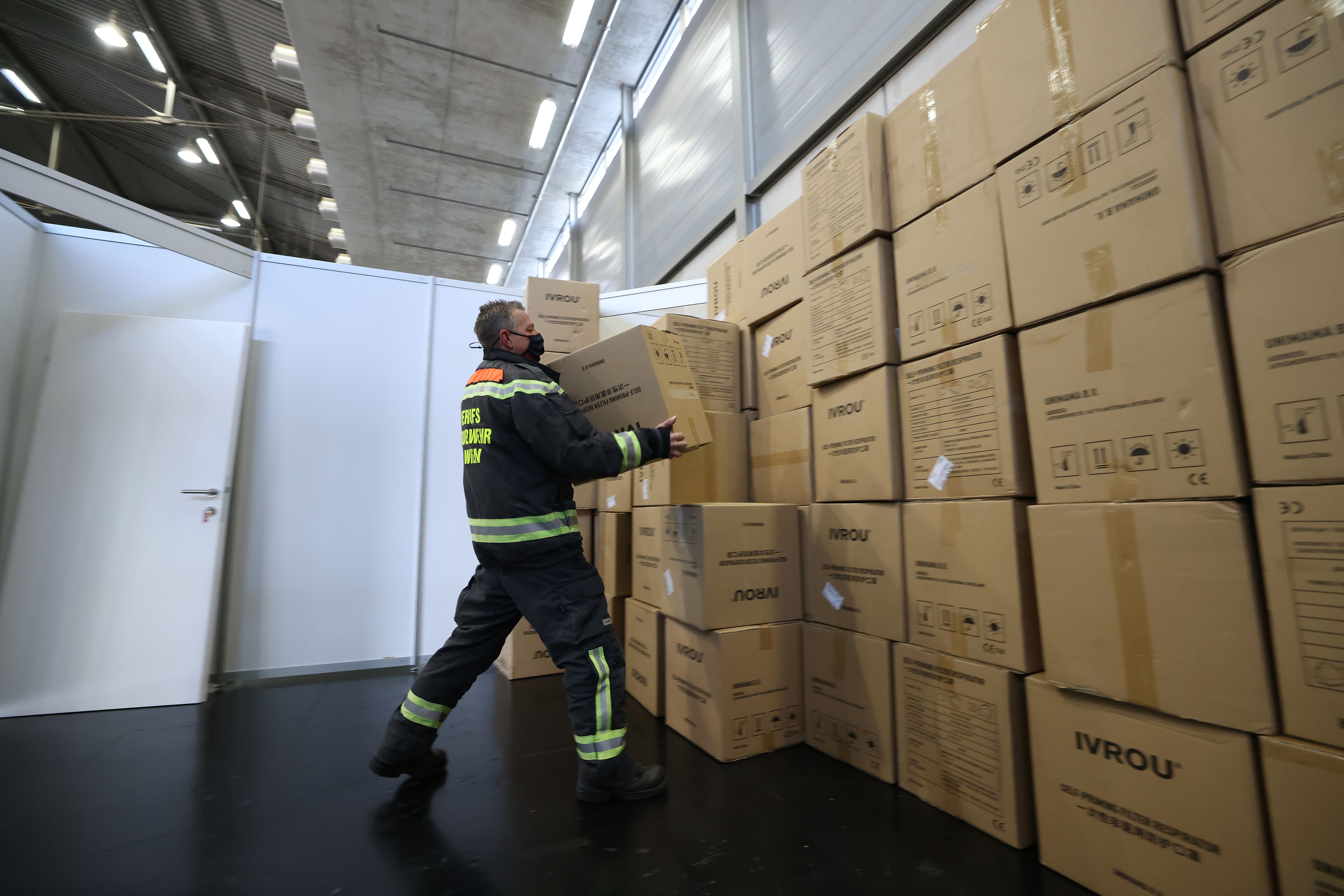Auch bei den Massentests in Wien werden unzählige FFP2-Masken gebraucht, diese erfüllen allerdings alle Sicherheits-Standards.