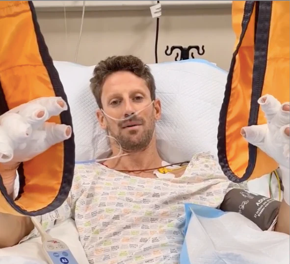 Romain Grosjean meldet sich aus dem Spital.