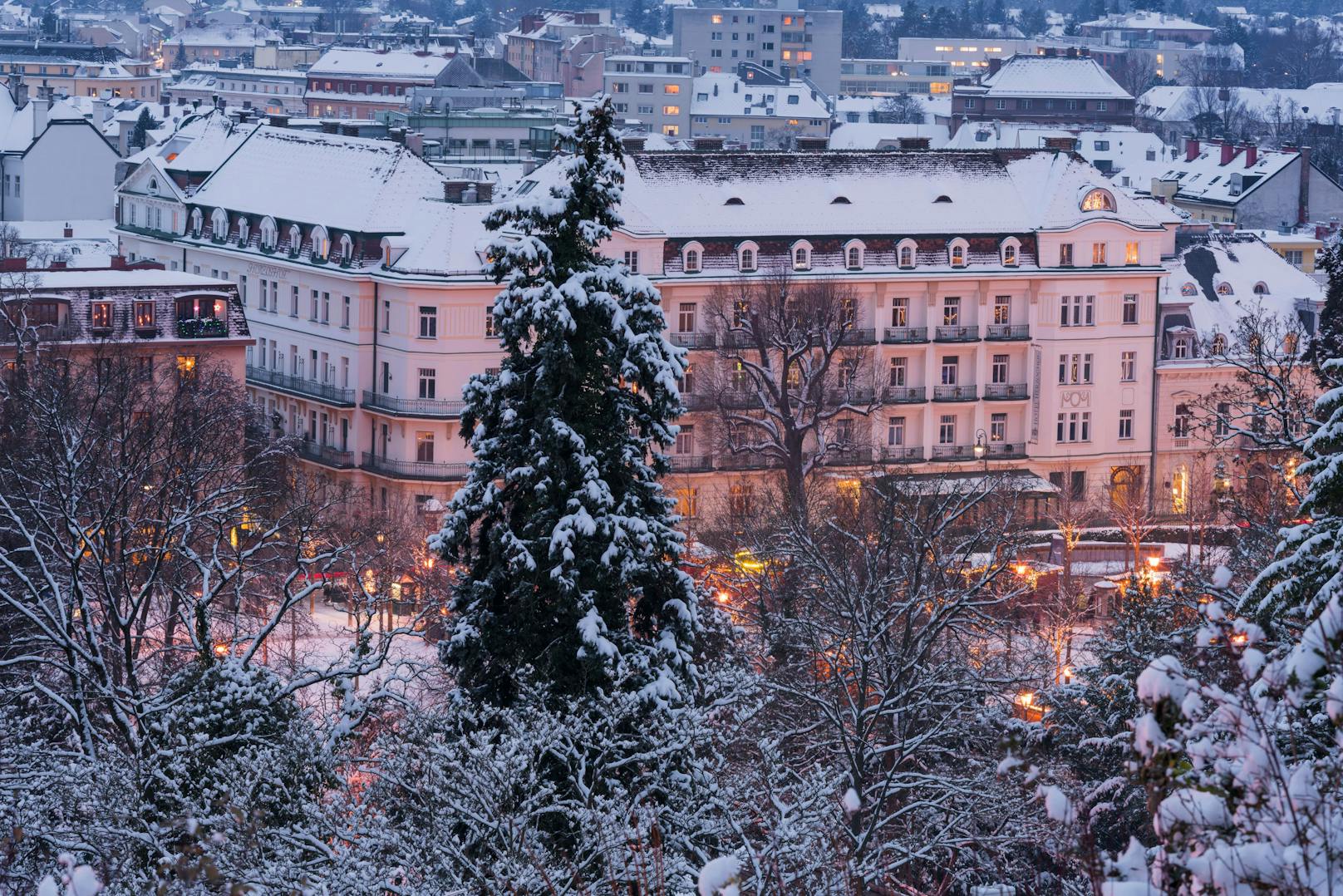 Winterlicher Kurpark in Baden bei Wien. Hier kam es zum Vorfall. (Symbolfoto)