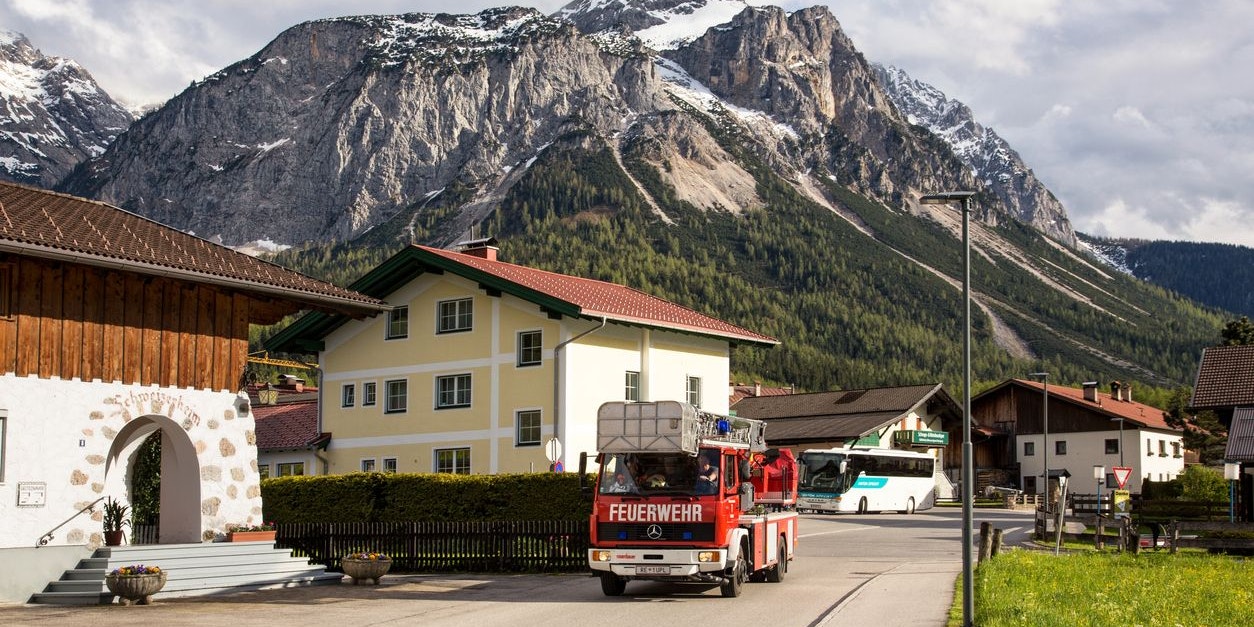 Österreichische Feuerwehr in Ehrwald, Tirol (Symbolbild)