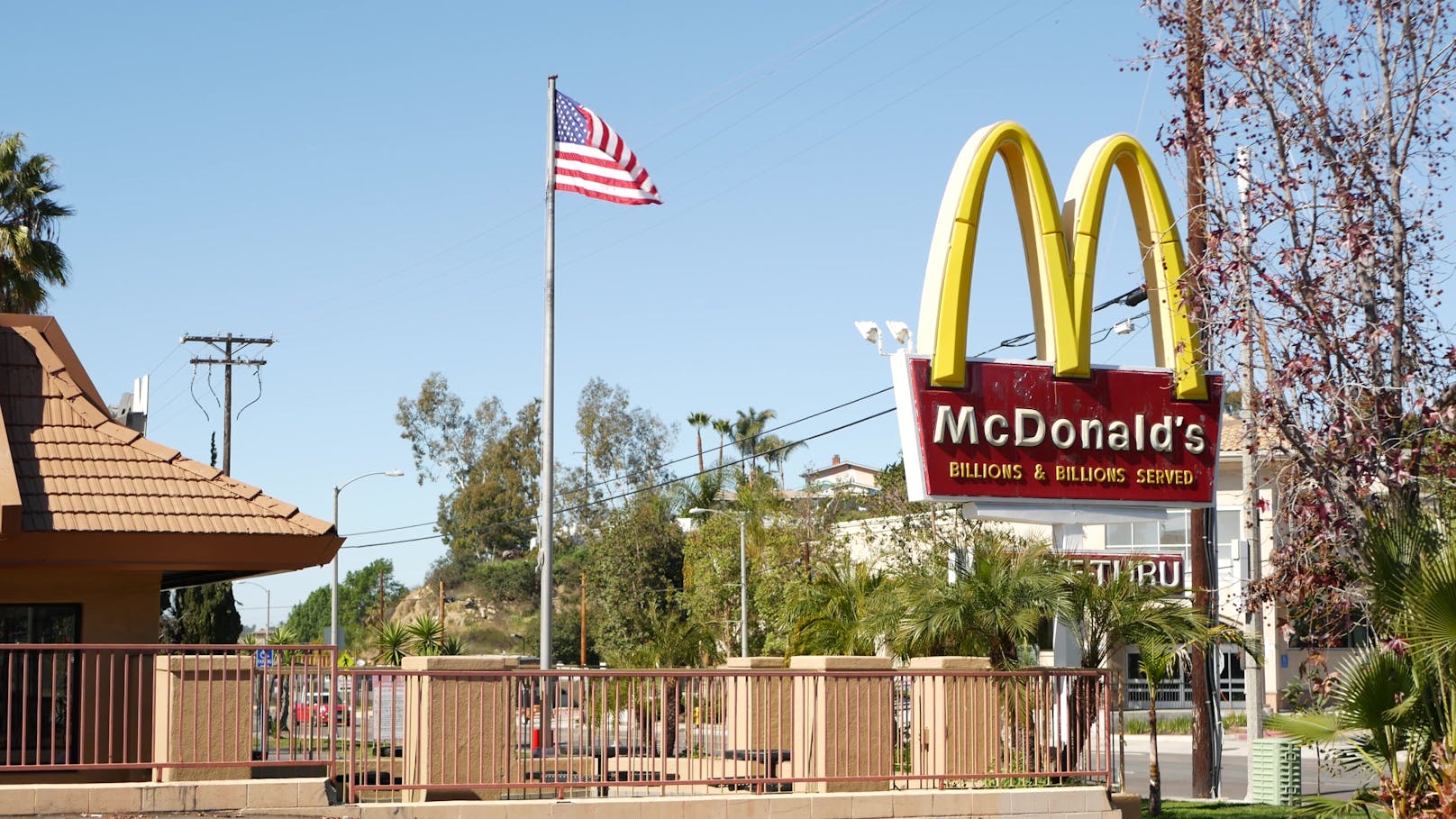 In einer McDonalds-Filiale in den USA beschwerten sich Mitarbeiter über den fahrlässigen Umgang mit Sicherheitsvorkehrungen.