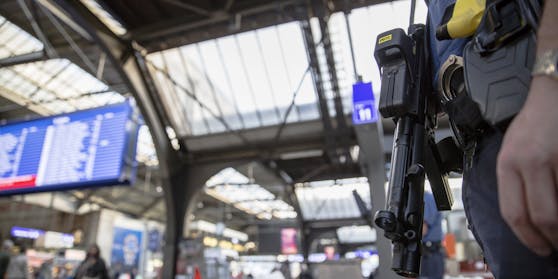Die Kantonspolizei Zürich hat zwei Männer in Winterthur ZH verhaftet.