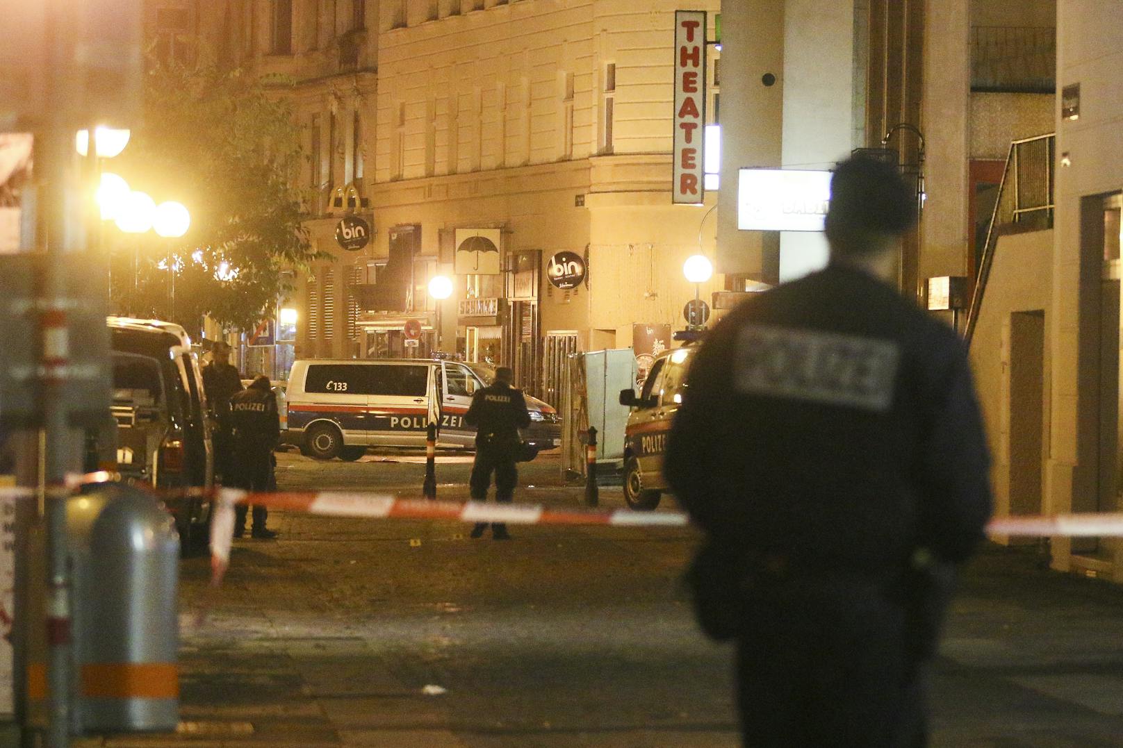 Sechs mutmaßlichen Helfern des Terroristen von Wien (im Bild: einer der Tatorte) wurde in am Straflandesgericht der Prozess gemacht.