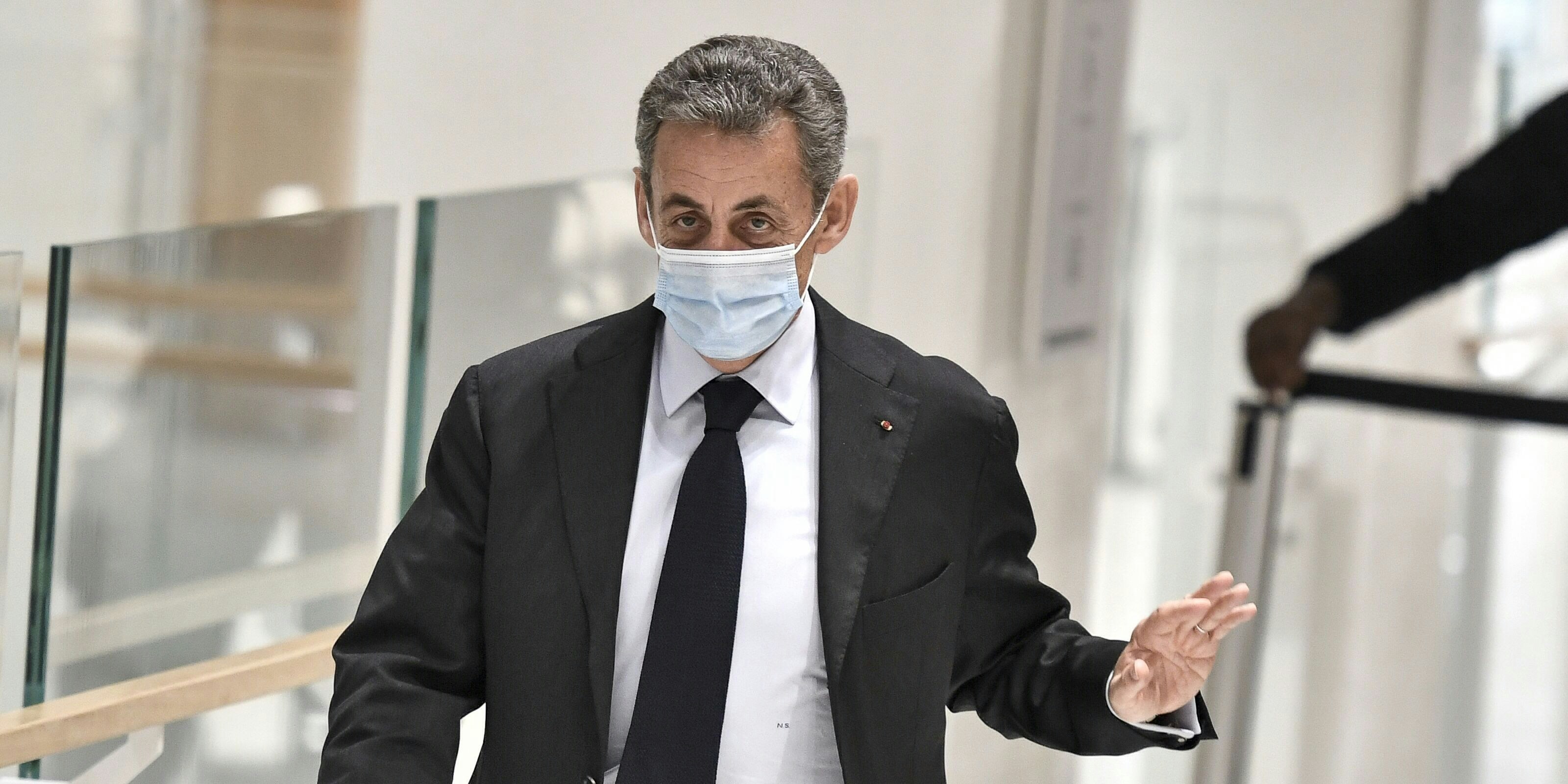 Nicolas Satkozy muss sich vor Gericht wegen des Verdachts der Bestechung verantworten. Er bestreitet sämtliche Vorwürfe.