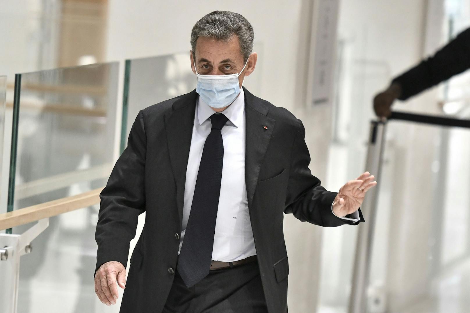 Sarkozy muss wegen Bestechung ins Gefängnis