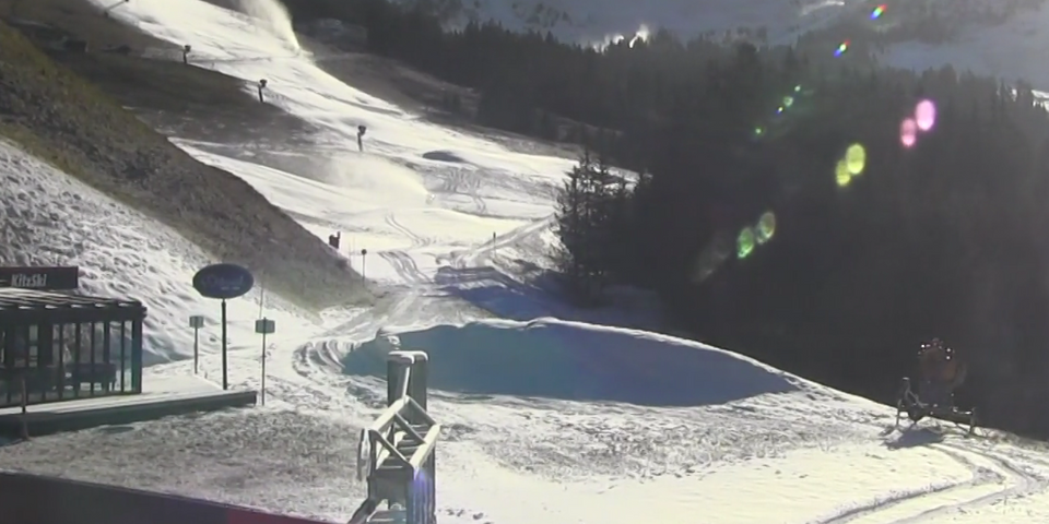 In der Skiregion Kitzbühel wird fleißig beschneit.