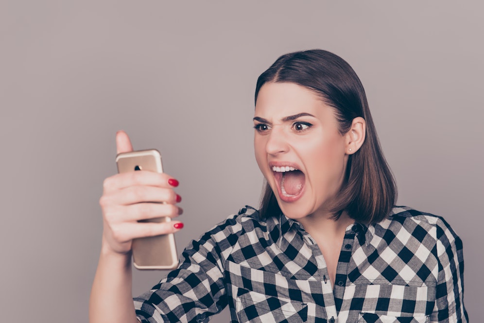 Frau wehrt sich gegen Dick-Pic und verpetzt den Versender bei der Mutter. 