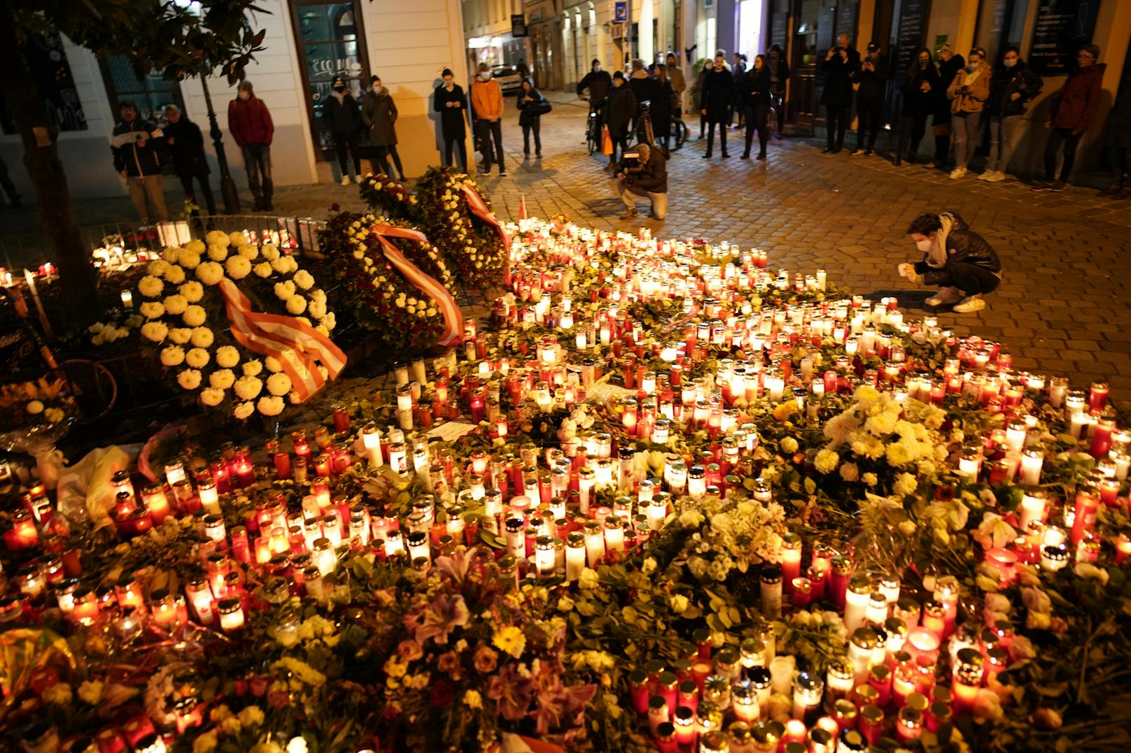 Die Wiener trauern und gedenken der Opfer des Terroranschlags.