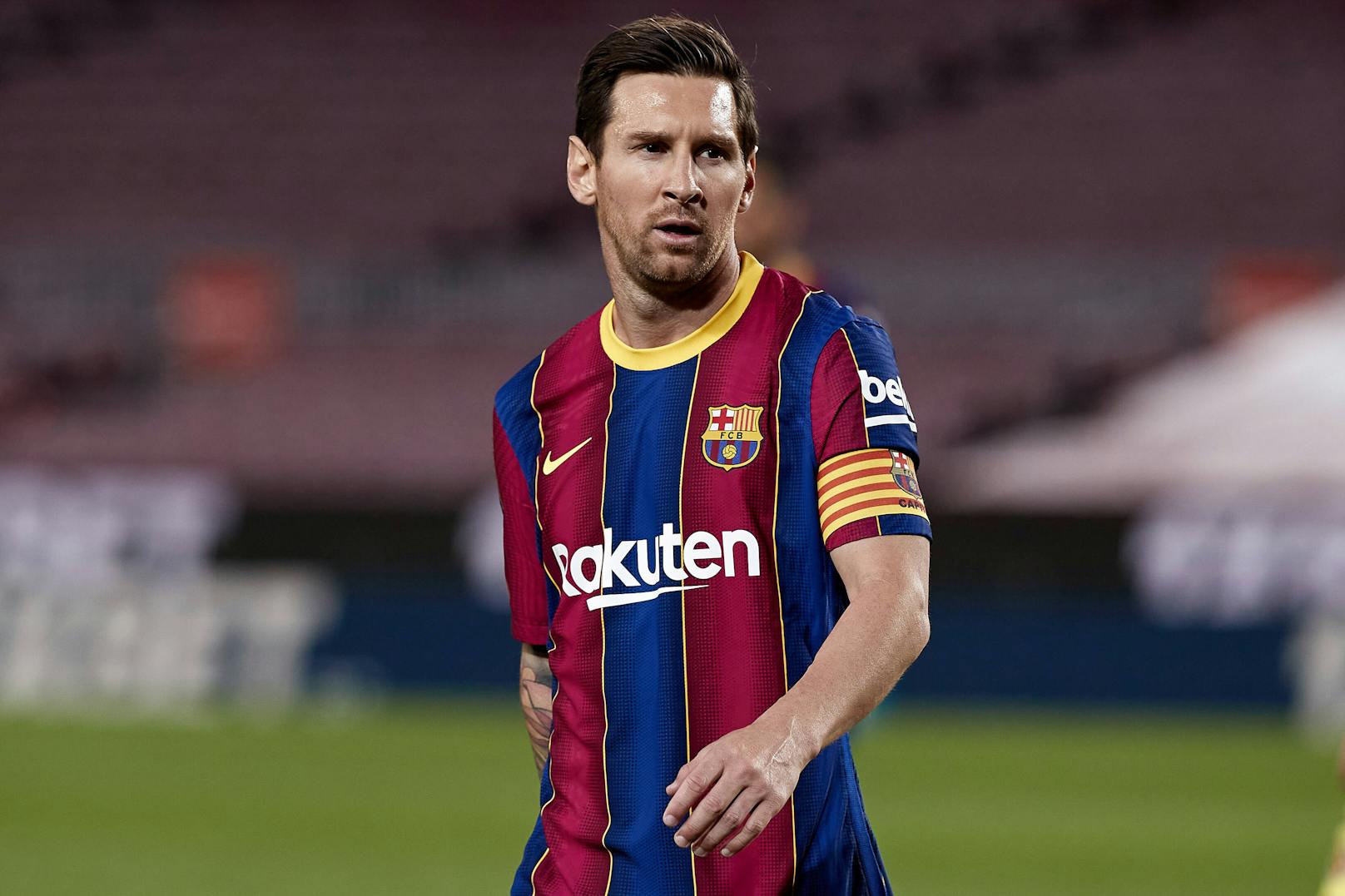 Lionel Messi und Co. müssen auf 30 Prozent des Gehalts verzichten. 