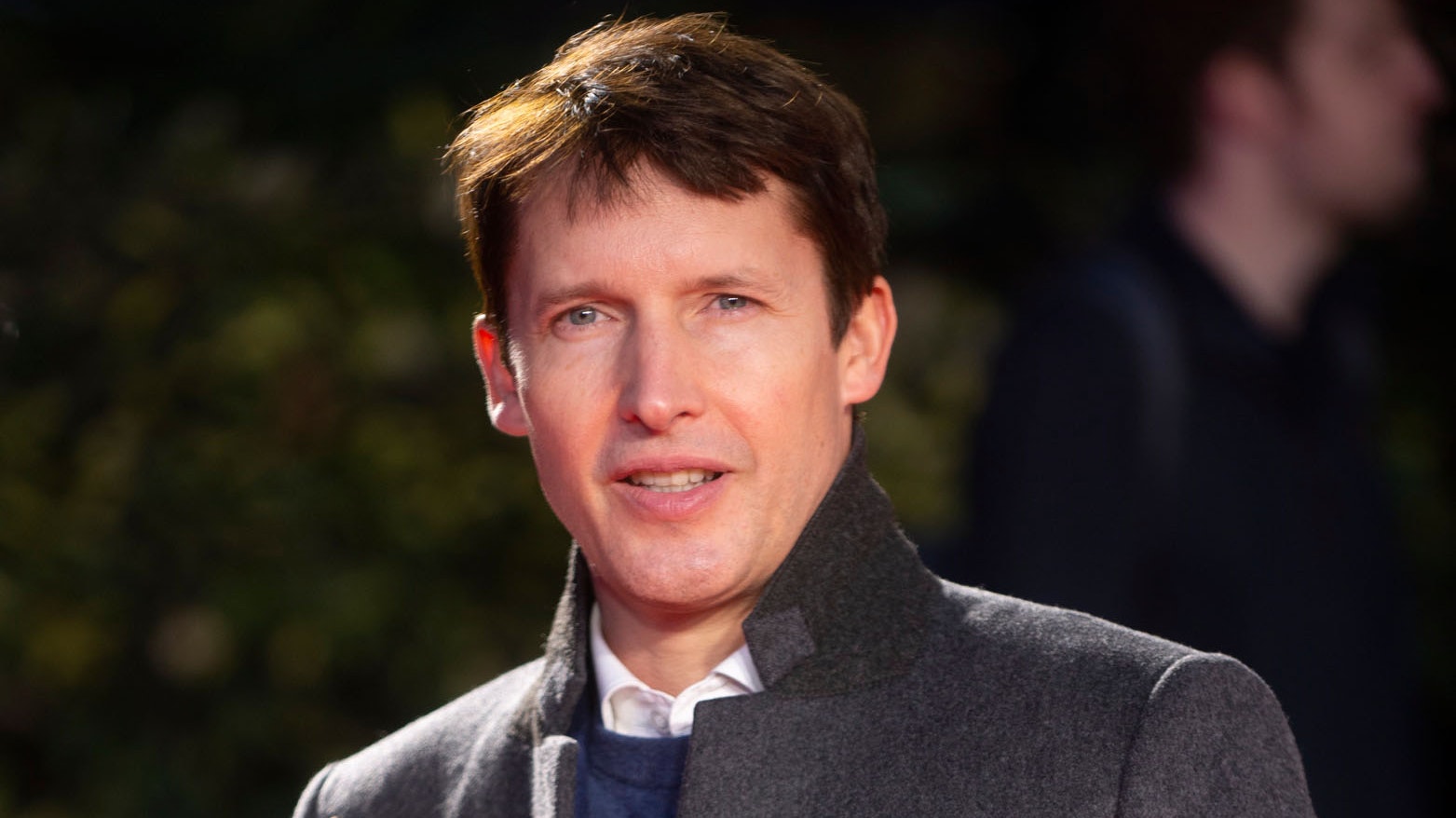 <strong>James Blunt</strong> musste sich schon öfters mit extremen Fans herumschlagen, doch nun verlangt eine Stalkerin sogar Geld von ihm.