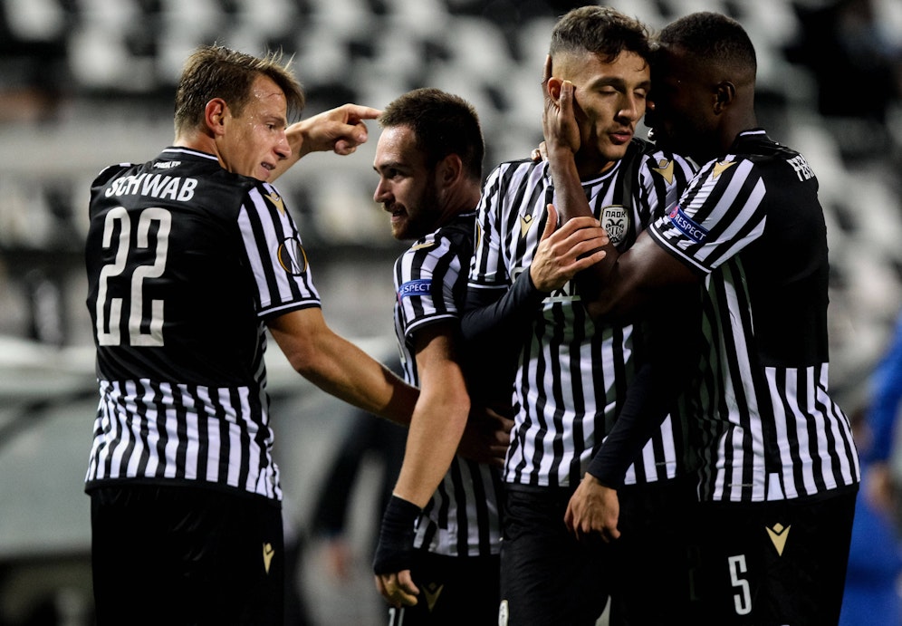 Stefan Schwab (l.) jubelt in der Europa League