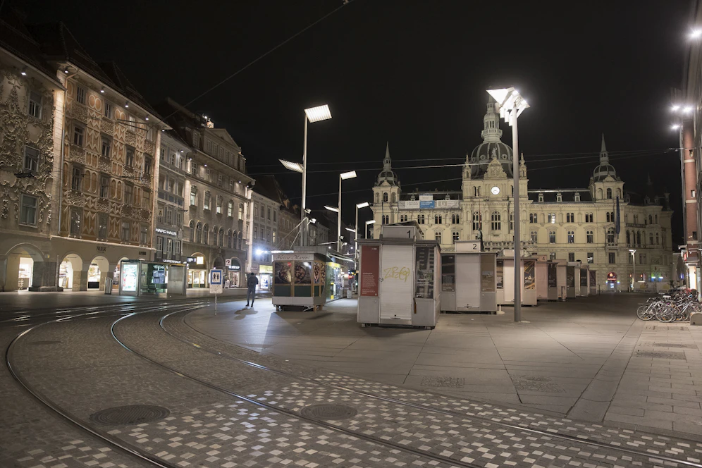 Graz nach dem Inkrafttreten der nächtlichen Ausgangsregelungen.