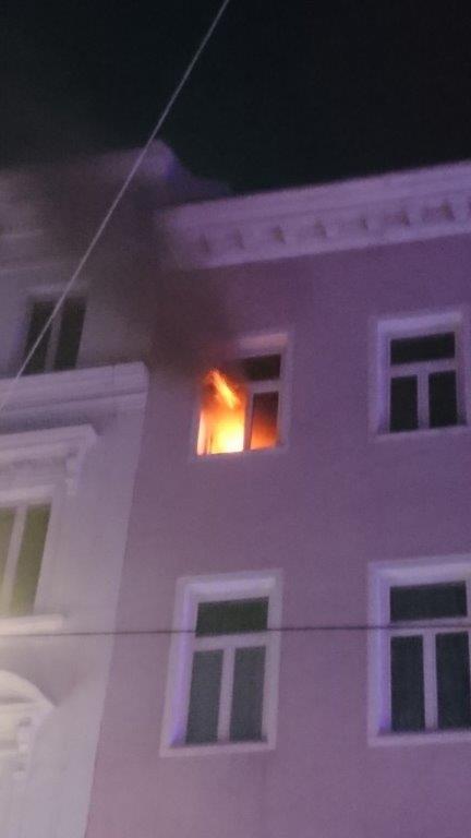 Eine Wohnung in der Lacknergasse, Wien-Hernals, ist am 7. November 2020 durch einen Brand schwer beschädigt worden