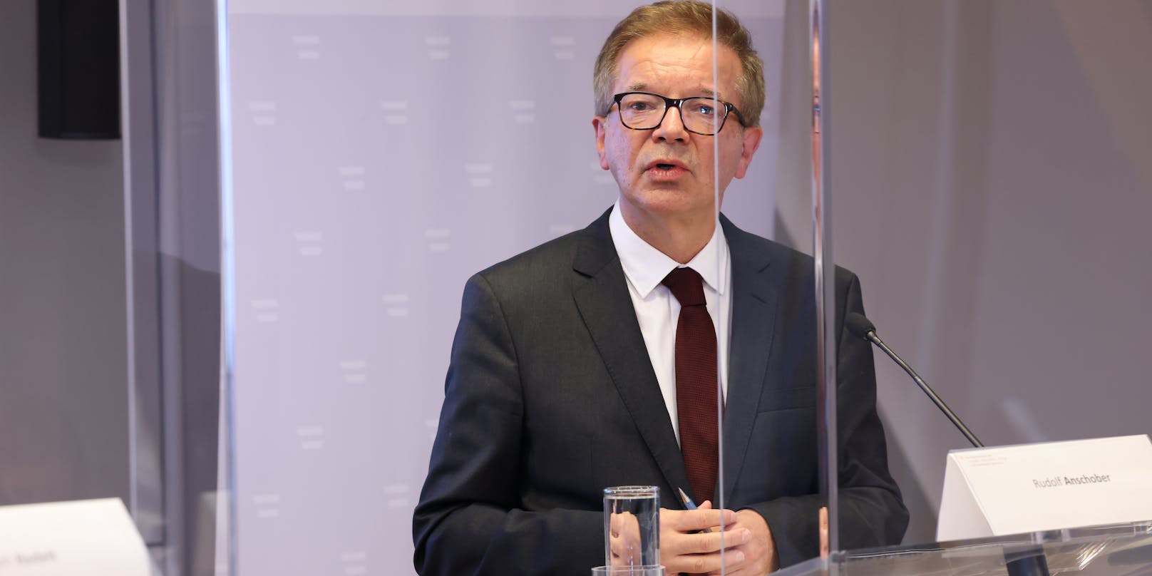 Gesundheitsminister Rudi Anschober