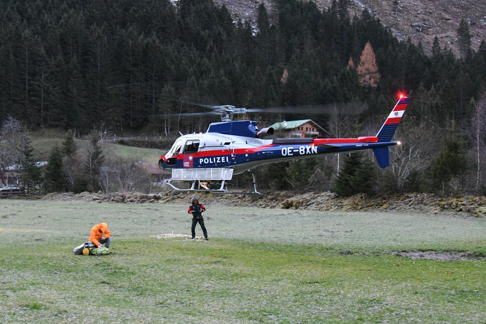 Vier Deutsche mussten in Tirol in Eiseskälte in 2.800 Metern Seehöhe übernachten.
