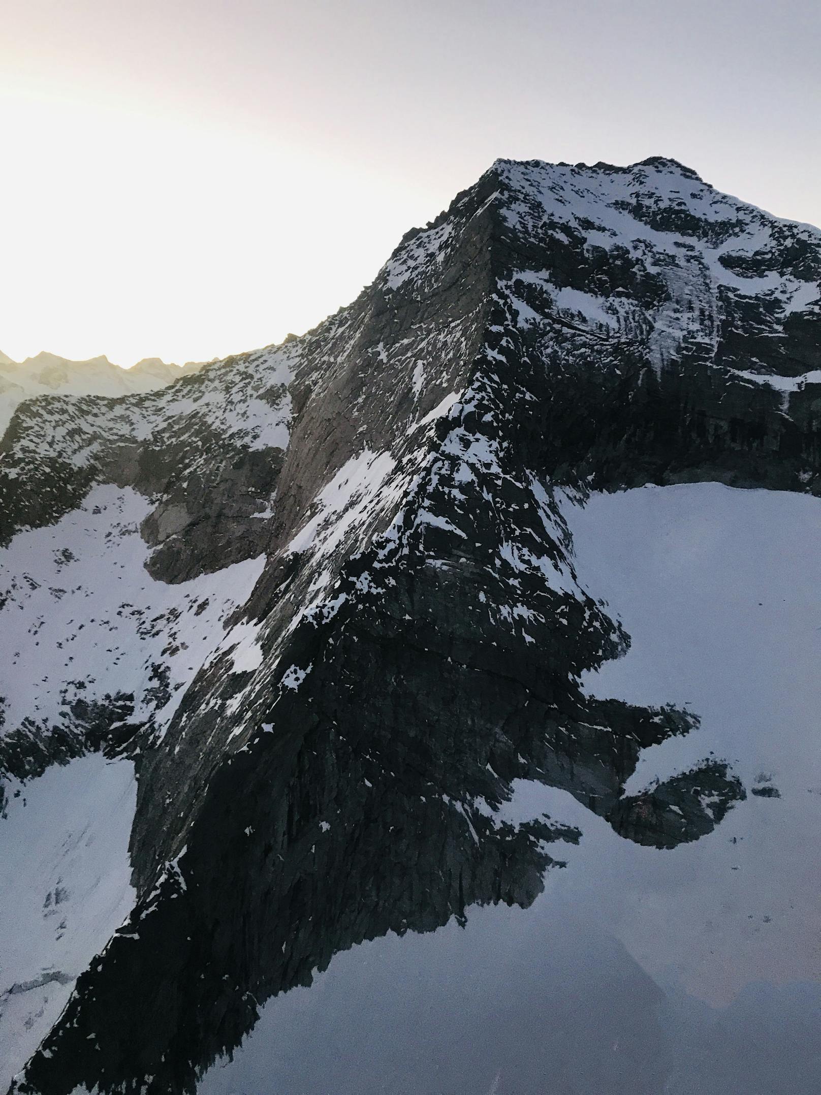 Vier Deutsche mussten in Tirol in Eiseskälte in 2.800 Metern Seehöhe übernachten.