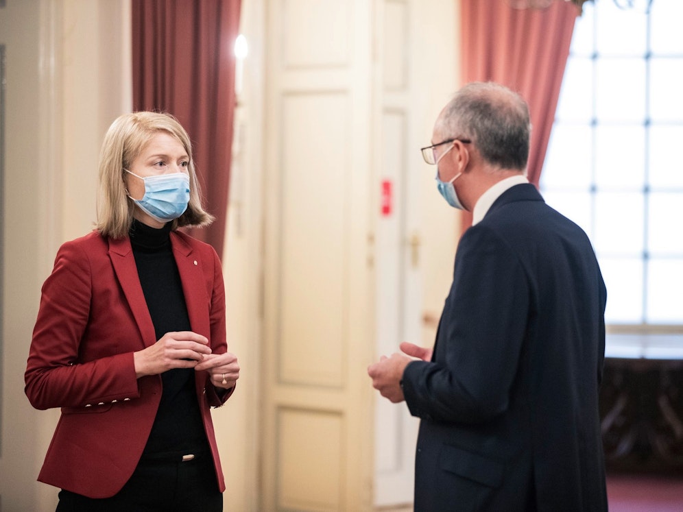 Lh-Vize Christine Haberlander und Lungenprimar Bernd Lamprecht.