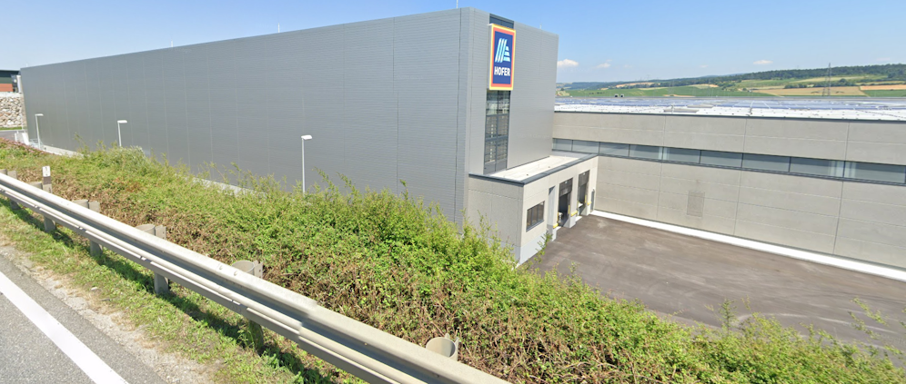 Quehenberger Logistics übernimmt das Hofer-Areal.