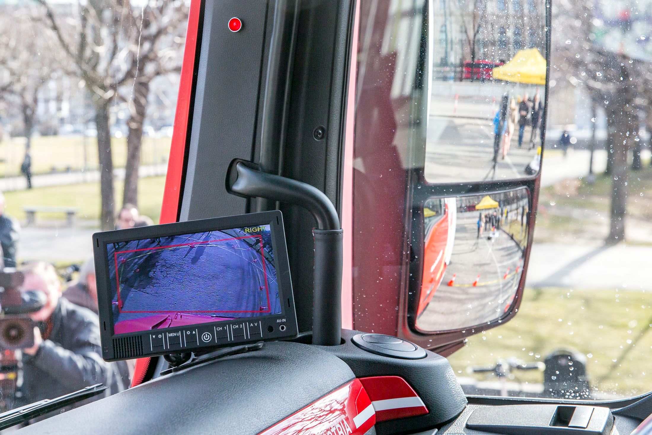 Verpflichtende Abbiegeassistenten für Lkw kommen vorerst nicht.