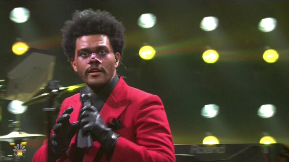 The Weeknd spielt gerne mit seinen 