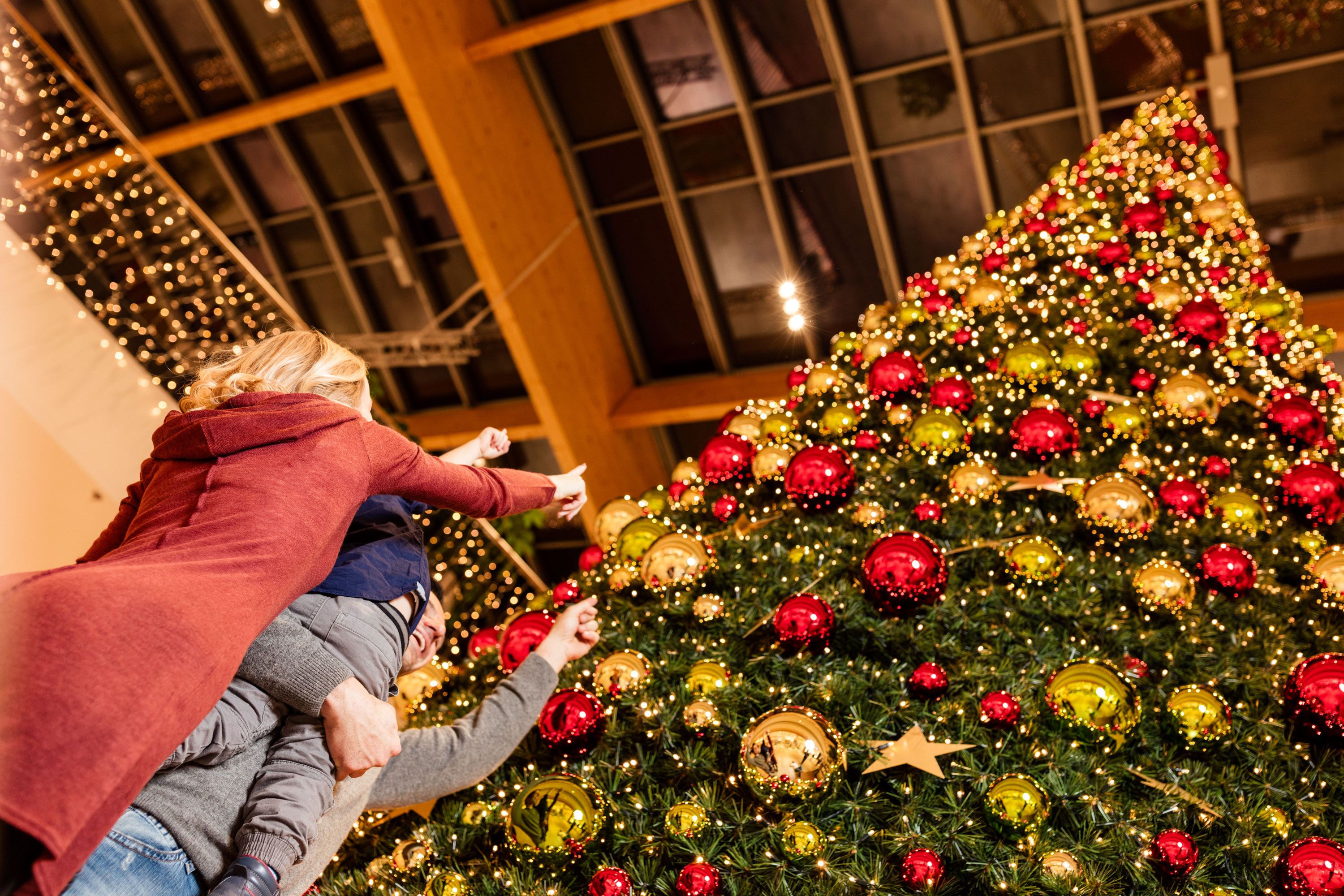 Ein großzügiges Angebot an Geschäften und die höchsten Hygienestandards machen das Einkaufen im HUMA ELEVEN zu einem unvergesslichen Erlebnis!