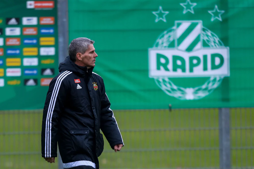 Rapid-Coach Didi Kühbauer hadert mit dem zweiten Gegentreffer. 