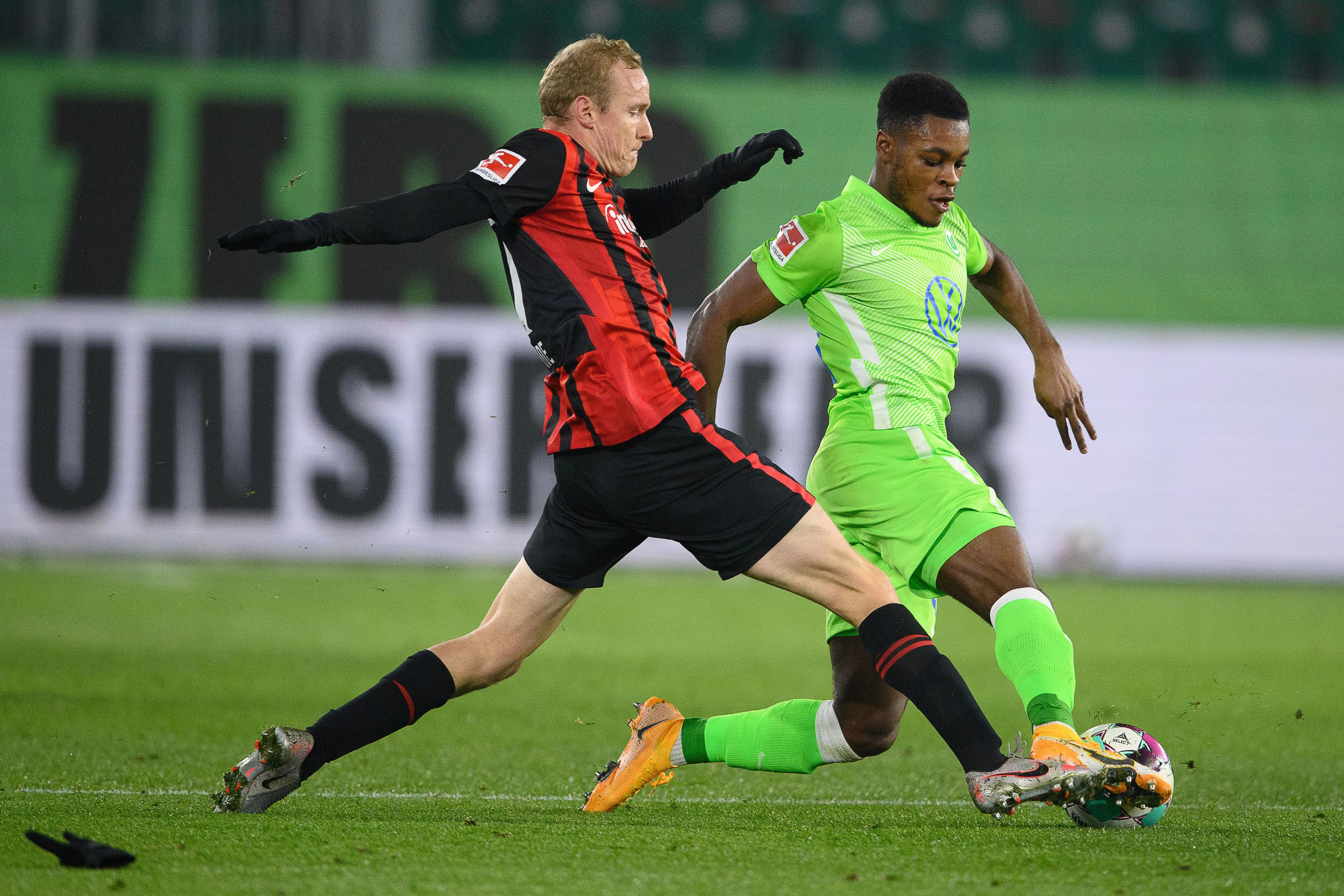 Wolfsburg gewinnt gegen Frankfurt. 