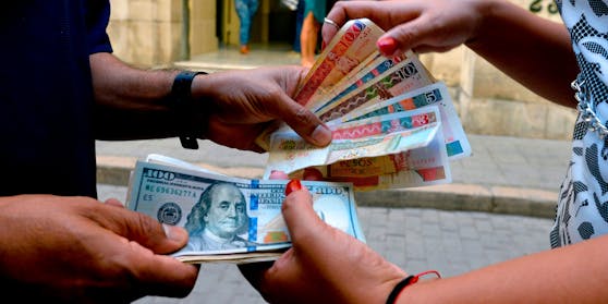 Kuba schafft den Peso convertible und damit sein doppeltes Währungssystem ab.