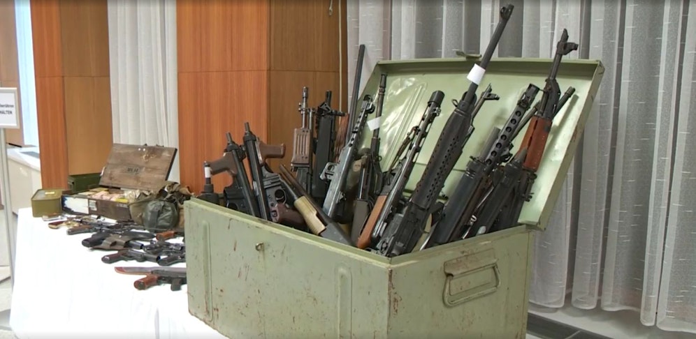 Schlag gegen illegalen Waffenhandel