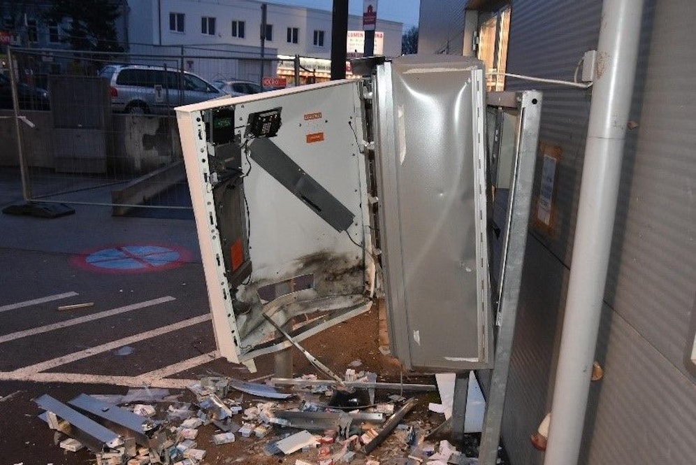 In Floridsdorf wurde ein Zigarettenautomat gesprengt.