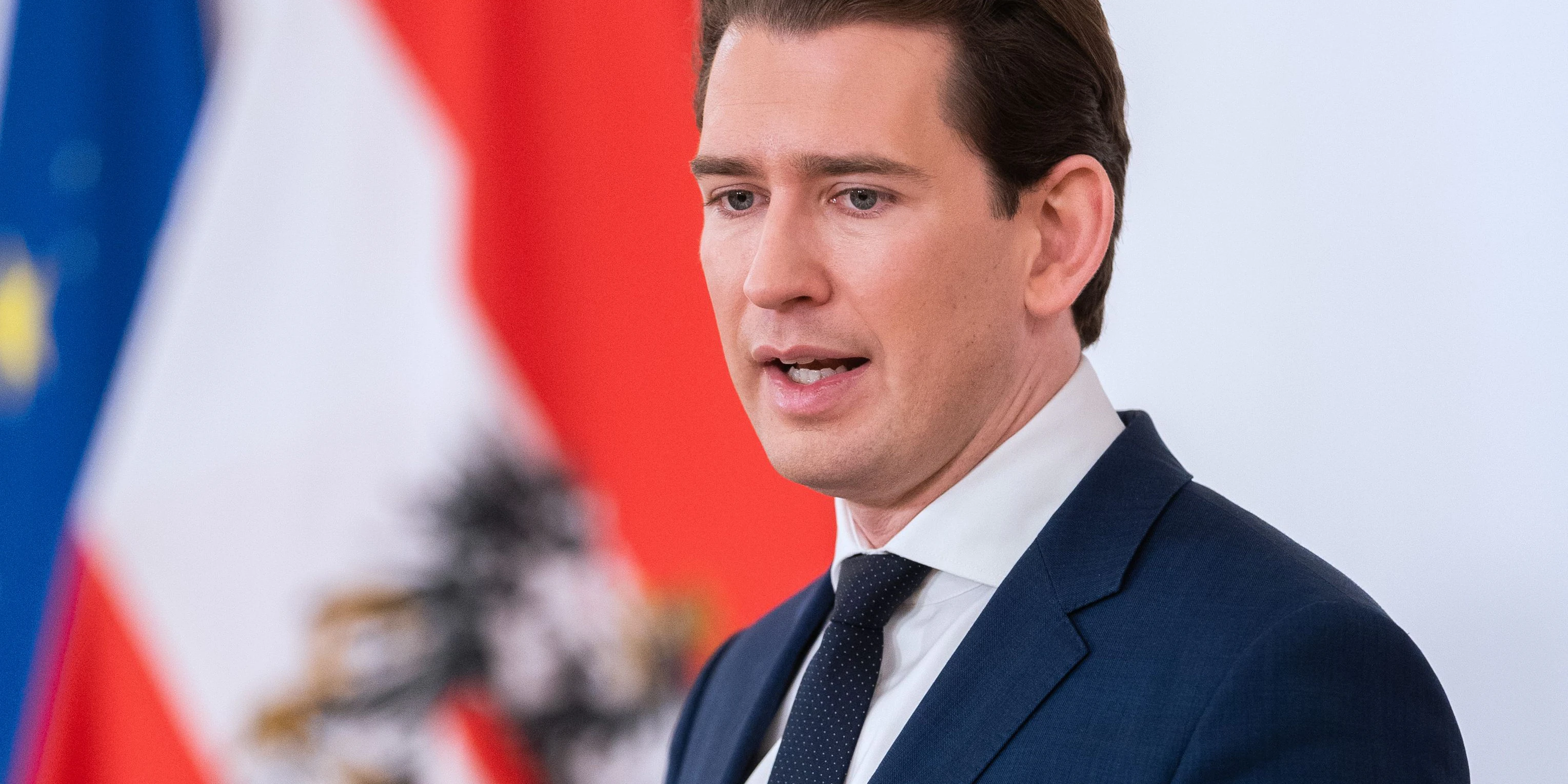 Download von www.picturedesk.com am 12.12.2020 (07:57).  ABD0204_20201211 - WIEN - ÖSTERREICH: Bundeskanzler Sebastian Kurz (ÖVP) am Freitag, 11. Dezember 2020, während einer PK nach einer Videokonferenz mit den Landeshauptleuten zur aktuellen Corona-Entwicklung. - FOTO: APA/GEORG HOCHMUTH - 20201211_PD10765 - Rechteinfo: Rights Managed (RM)