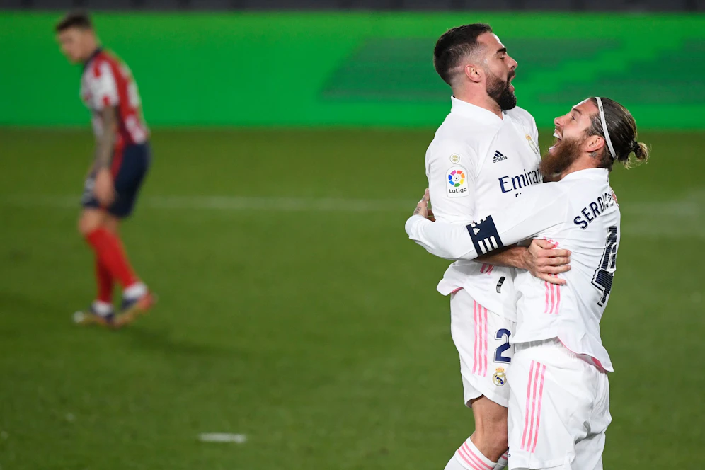 Real Madrid jubelt über den Derby-Sieg.