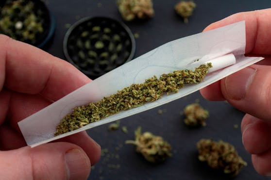 Im Zimmer wurde Cannabis gefunden (Symbolbild).