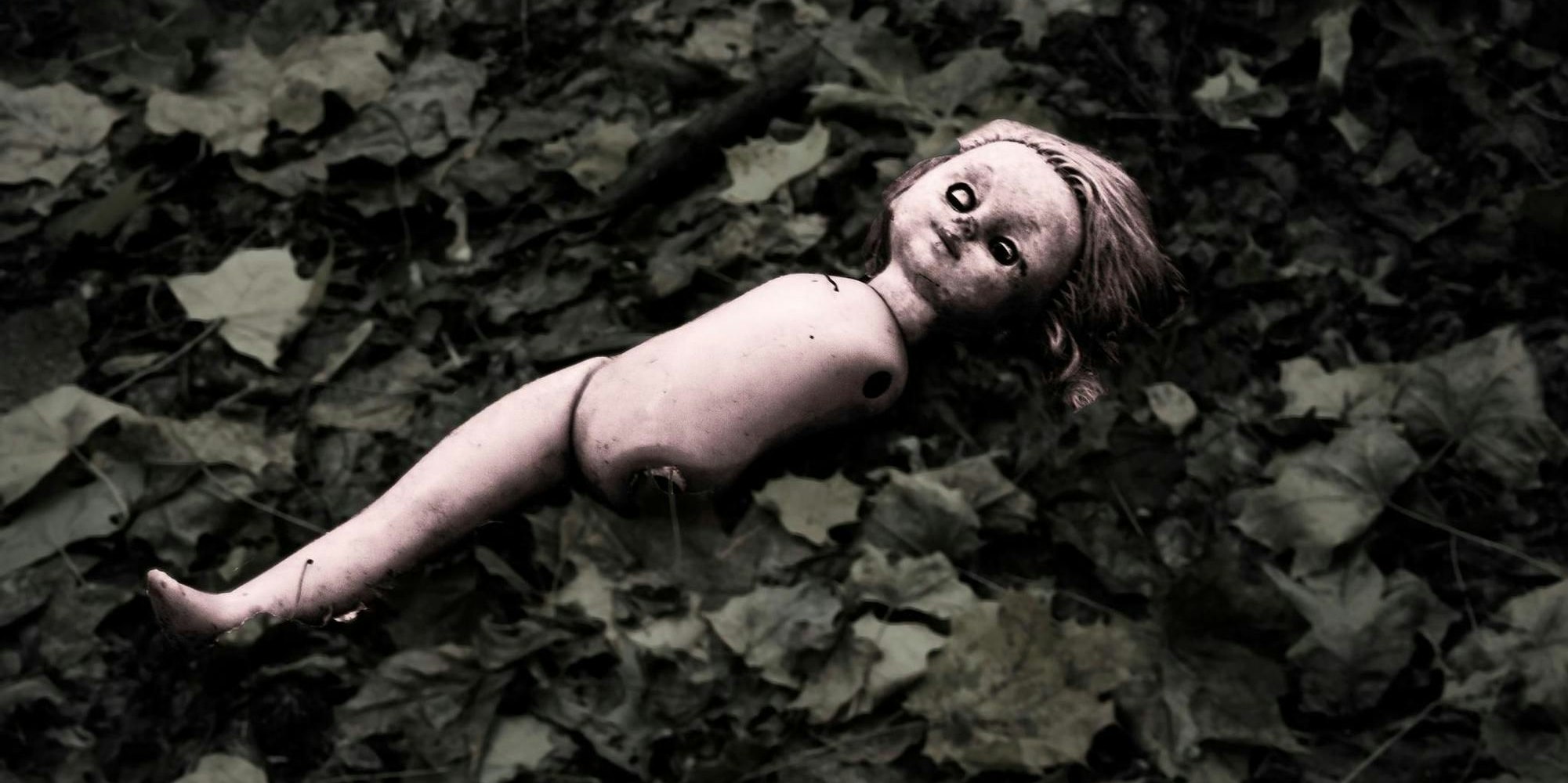 Welche Horrorfilme sind am gruseligsten? Das wollte das britische Online-Vergleichsportal Broadbandchoices.co.uk genau wissen und hat 50 Personen 120 Stunden lang Horrorschocker gezeigt und anhand des Pulsschlags der Teilnehmer die besten zehn gekürt.