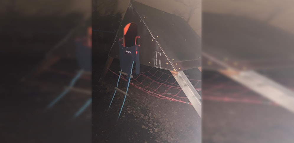 Mahnwache in Mauer: In diesem Zelt verstarb der 17-jährige Bursch. 