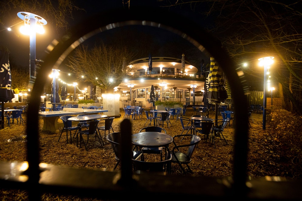 In den Niederlanden wurde die nächtliche Ausgangssperre verlängert.&nbsp;