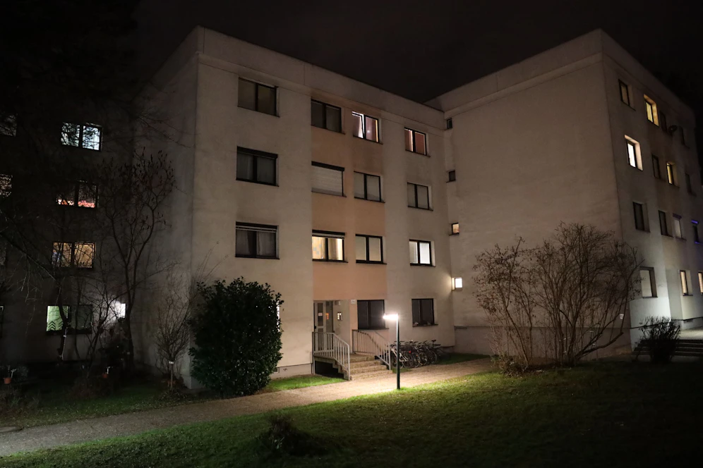 In diesem Wohnhaus hatte es in der Wohnung eines 63-Jährigen gebrannt.