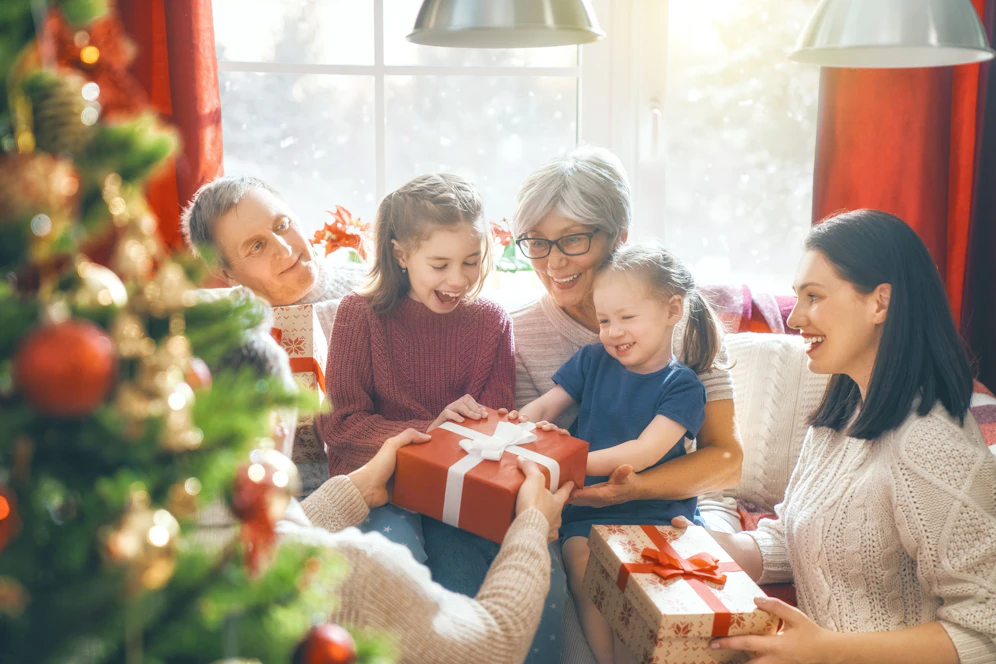 Das Weihnachtsfest sollte heuer nur im kleinsten Familienkreis stattfinden (Symbolbild).