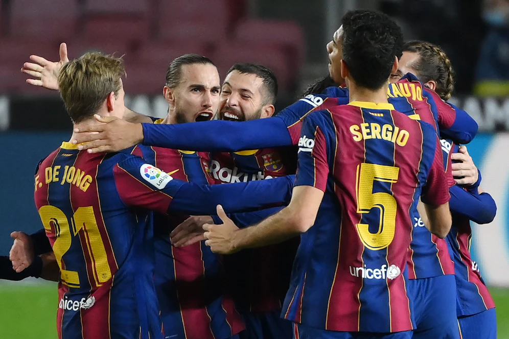 Der FC Barcelona feiert einen 2:1-Erfolg über Real Sociedad. 
