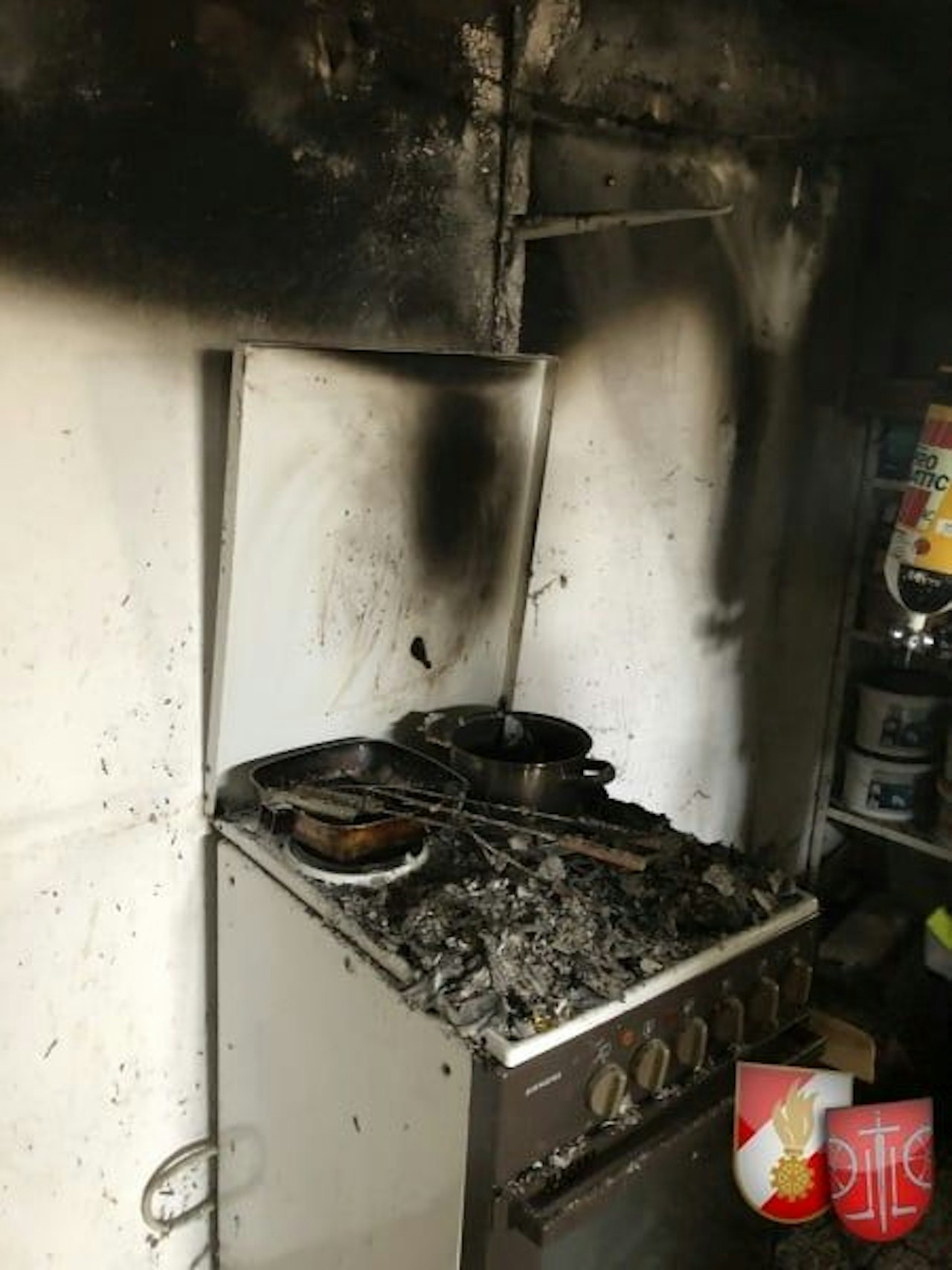 Heute.at - Küchenbrand löste Feuerwehreinsatz im Bezirk Weiz aus