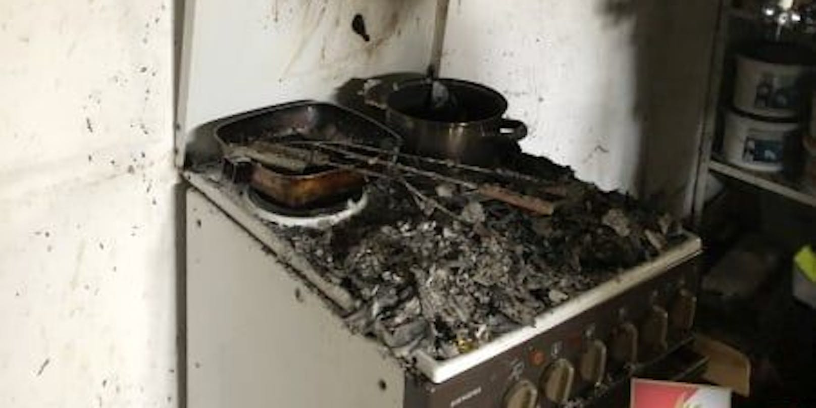 Ein Küchenbrand sorgte für einen Feuerwehreinsatz im Bezirk Weiz