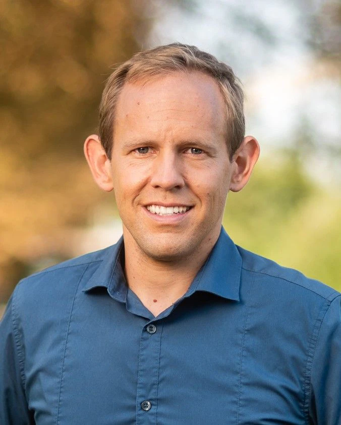 Landtagsabgeordneter Georg Ecker, Bildungssprecher der Grünen NÖ über die Flexibilität bei der Schulwahl.