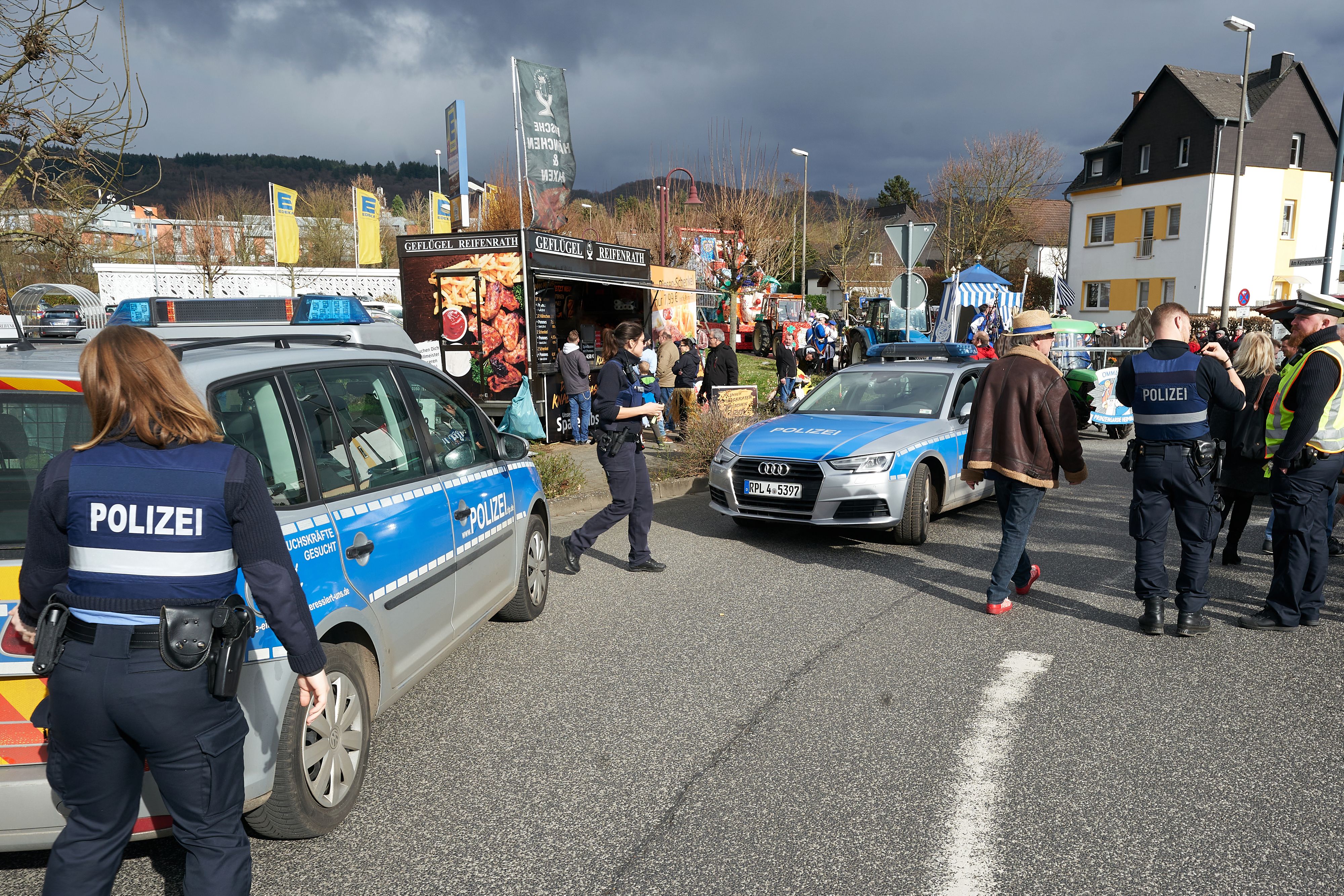 Der Mann war in Volkmarsen mit seinem Auto absichtlich in die Menschenmenge gefahren.