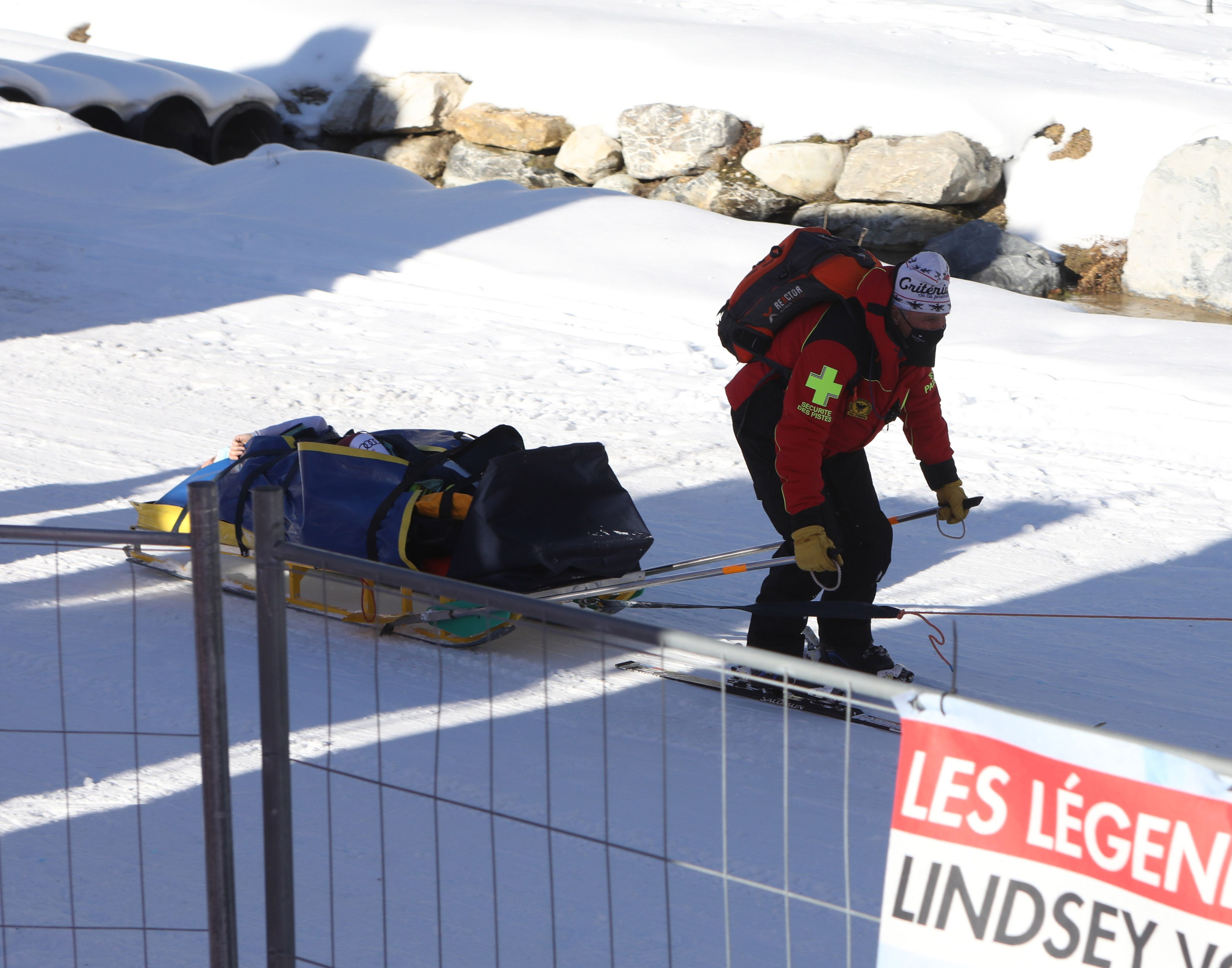 Nicole Schmidhofer wird abtransportiert