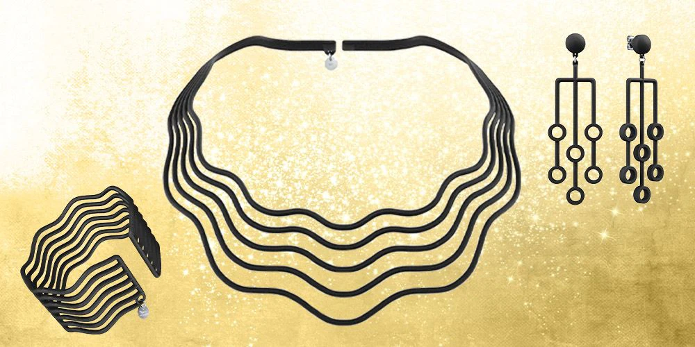 Alle Produkte von MY MAGPIE Vienna, so wie das Rüdiger Collier im Bild, werden von der Industriedesignern entworfen, in der EU gefertigt und in Wien in Handarbeit vollendet.