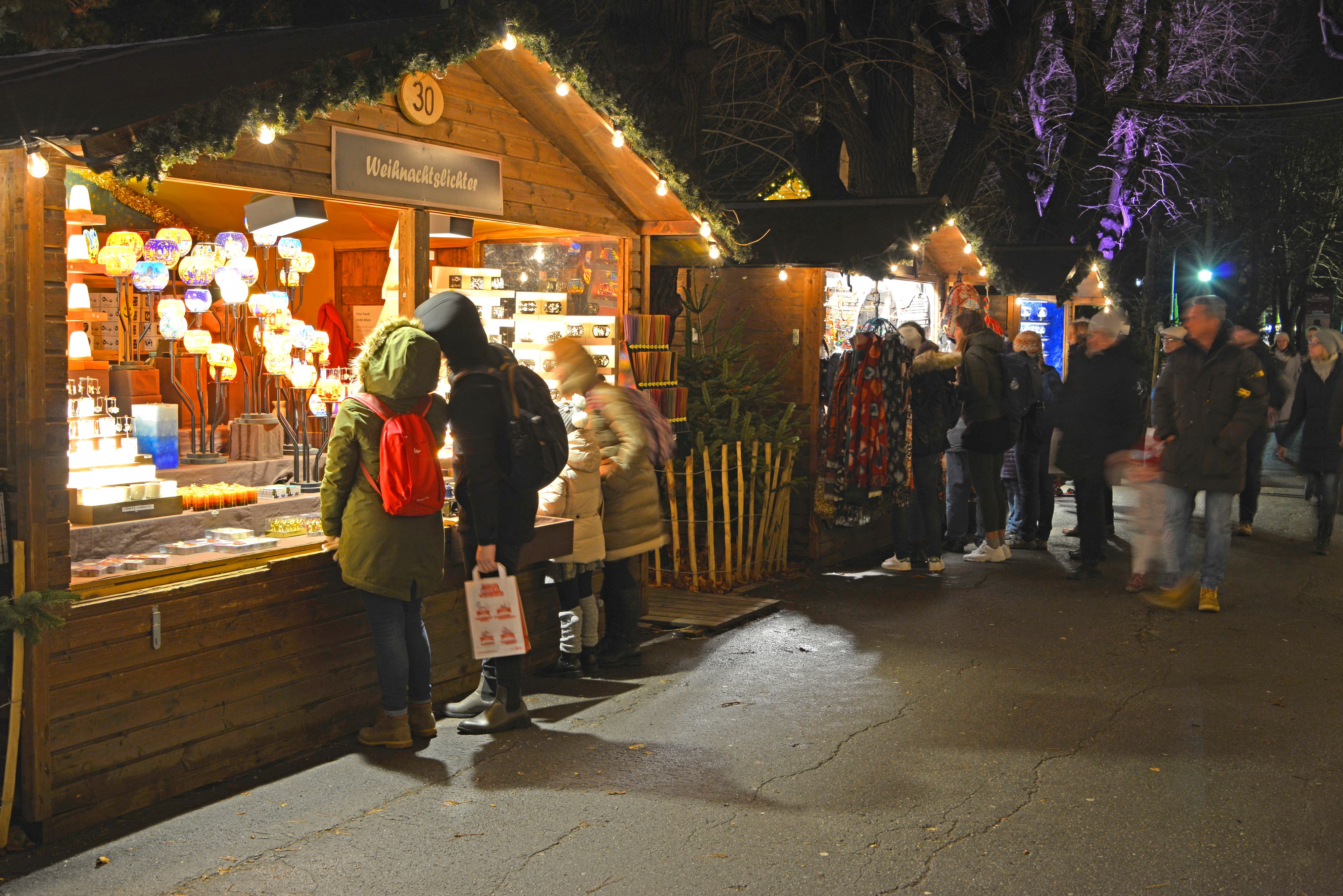 Adventmarkt im alten AKH in Wien. 2019