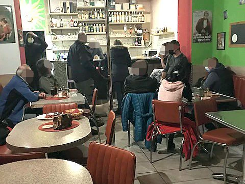 In einem Lokal in Wien-Leopoldstadt feierten neun Personen eine Corona-Party. Auch Drogen wurden sichergestellt!