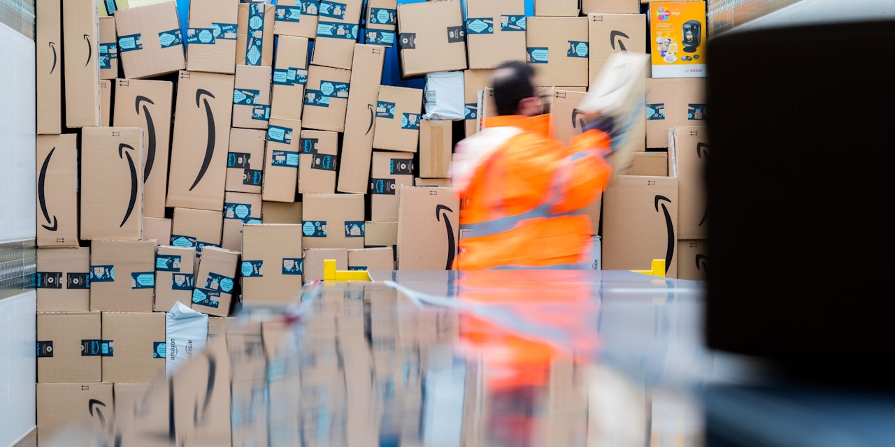 Amazon Mitarbeiter Streiken Bis Weihnachten Wirtschaft Heute At